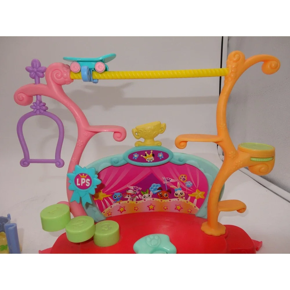 Littlest Pet Shop Tricks N Talents Show and Nooks Bakery Playset Lot